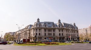 imagine clădirea facultății de administrație și afaceri