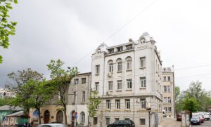 imagine clădirea facultății de teologie baptistă