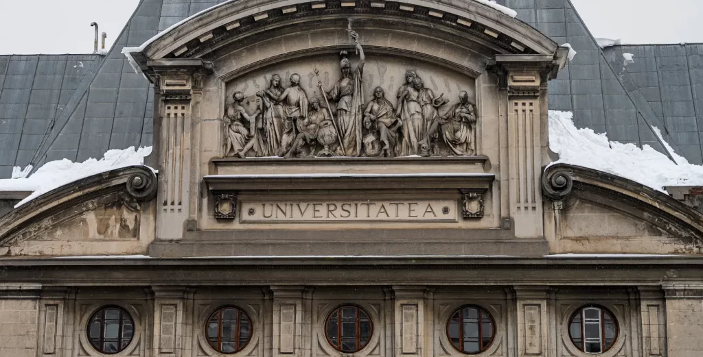 Între carte și vocație: două playlisturi care îți deschid drumul spre Litere. #hailaUB